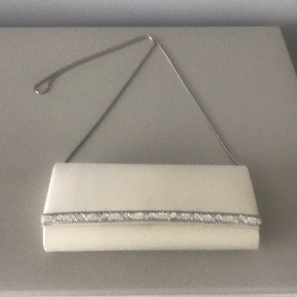Formal clutch purse